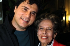 Frejat e Esther Rocha presentes ao lançamento
