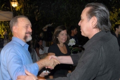 Ricardo Cravo Albin cumprimenta Edu Lobo