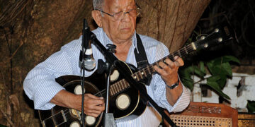 Chorando com Joel convida o multiinstrumentista José Menezes