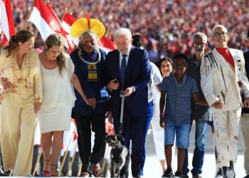 BOLSONARO, DIAS FINAIS. LULA, O INÍCIO