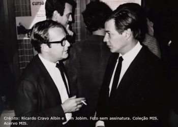 O CÉU E A TERRA  CELEBRAM TOM JOBIM NO DIA DO SEU ANIVERSÁRIO